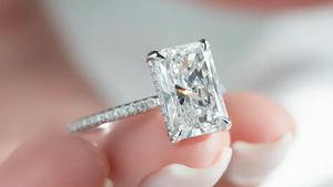 Why Moissanite Makes a Brilliant Choice for Your Engagement Ring？