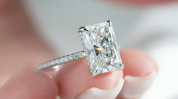 Why Moissanite Makes a Brilliant Choice for Your Engagement Ring？