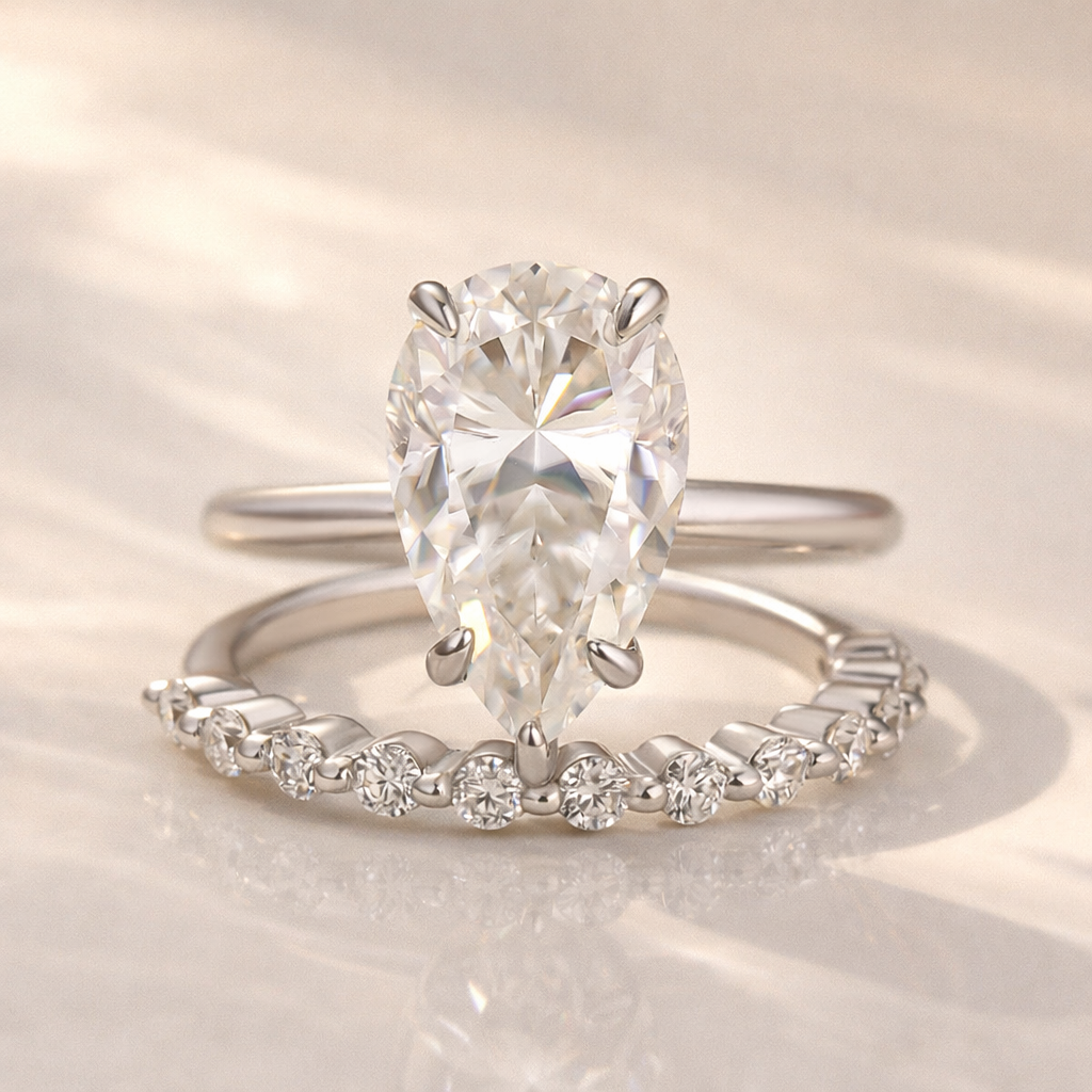 S925 Moissanite 4.0Ct Pear Cut Engagement Ring With Pave 0.36Ct Band 2PC Stackable Bridal Ring Set