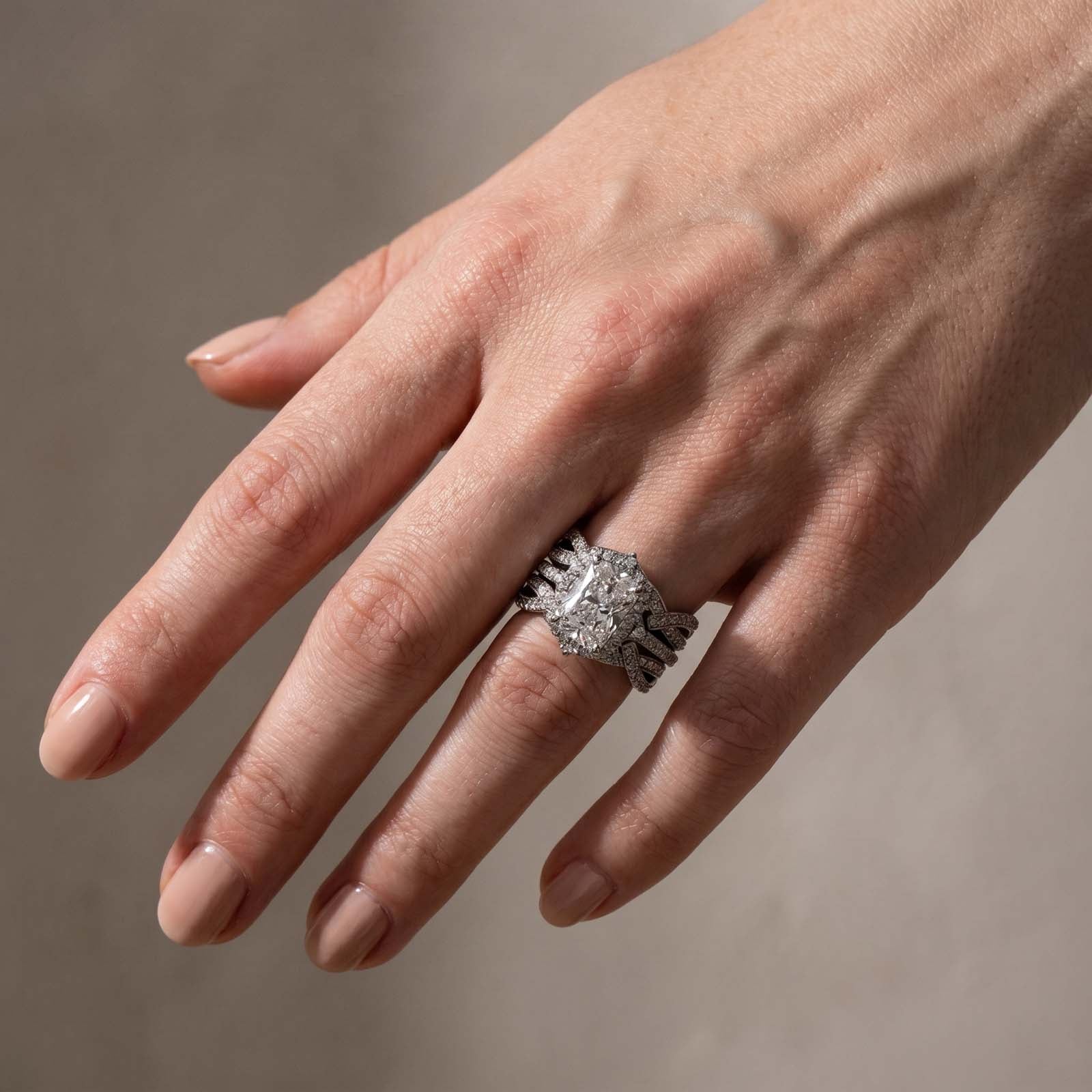 S925 3.0Ct Radiant Cut Halo Insert Wedding Ring Set For Women In Sterling Silver
