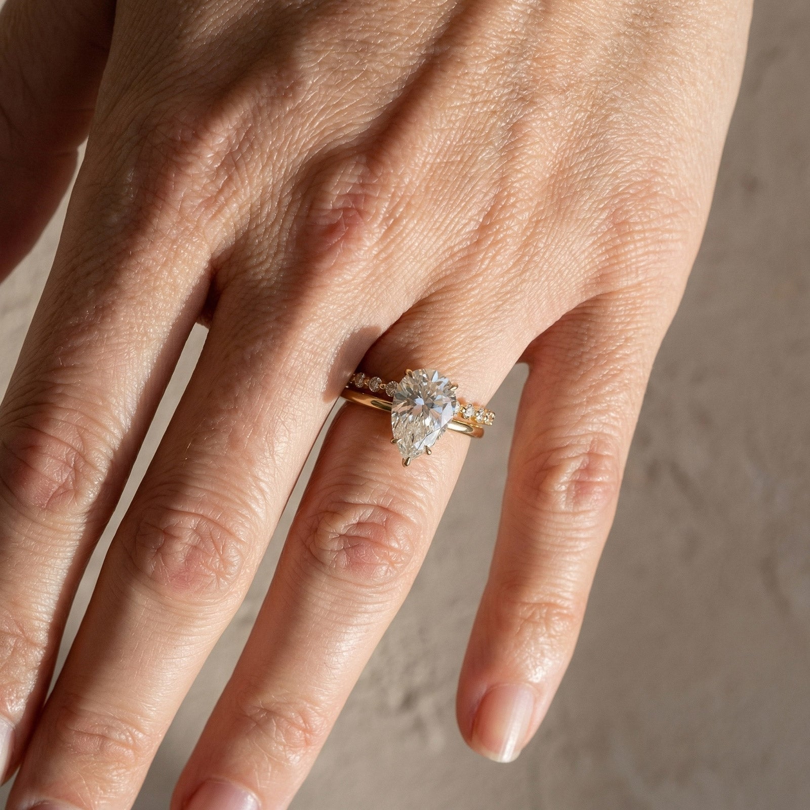 S925 Moissanite 4.0Ct Pear Cut Engagement Ring With Pave 0.36Ct Band 2PC Stackable Bridal Ring Set