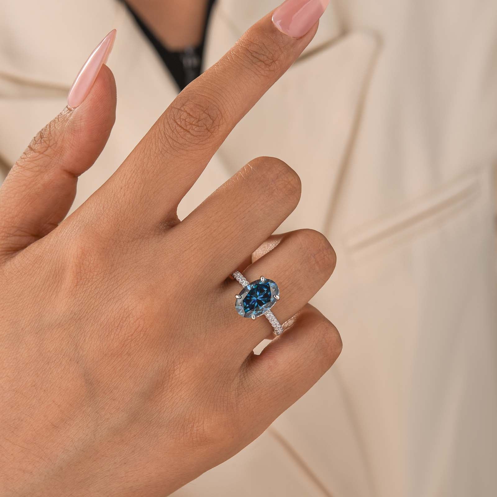 S925 Moissanite 4.0Ct Oval Cut Turquoise/Champagne/Blue Hidden Halo Two-Tone Engagement Ring