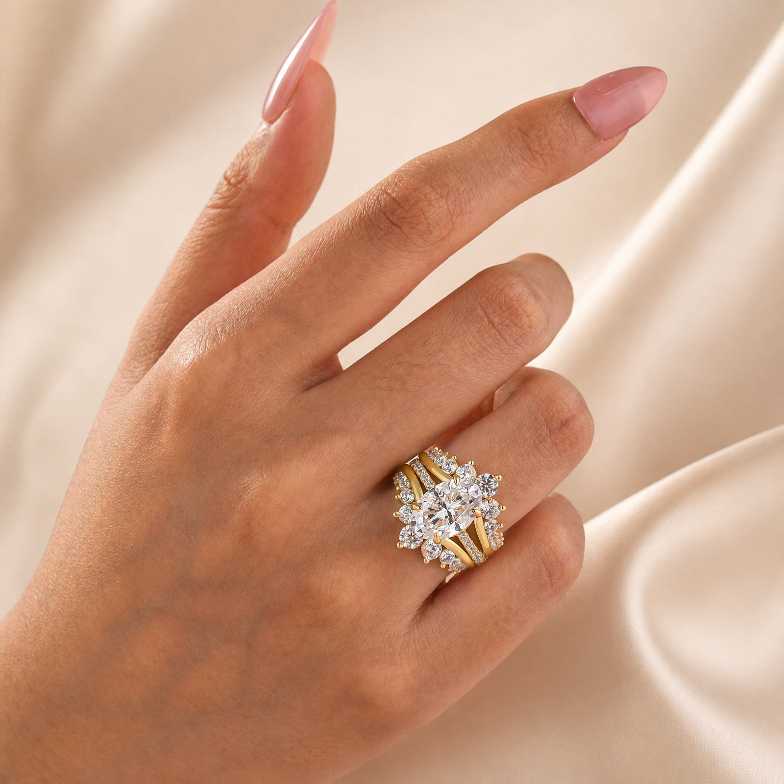 Moissanite 4.0Ct Oval Cut Engagement Ring in Sterling Silver with V-Shaped Crown Enhancer Wedding Band