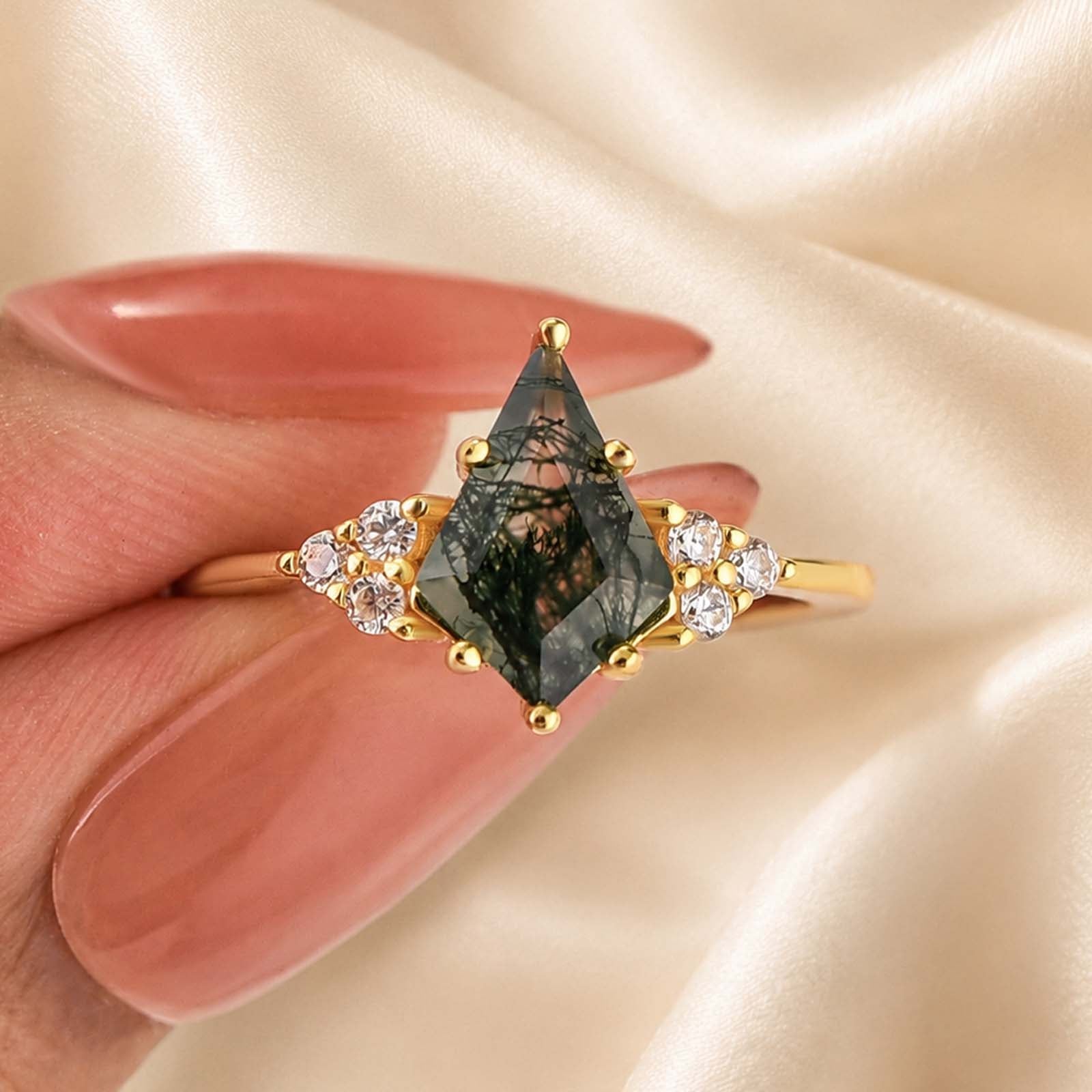 S925 Nature-Inspired 2.0Ct Moss Agate Kite Cut Forest Travel Ring Unique Daily Wearable Ring