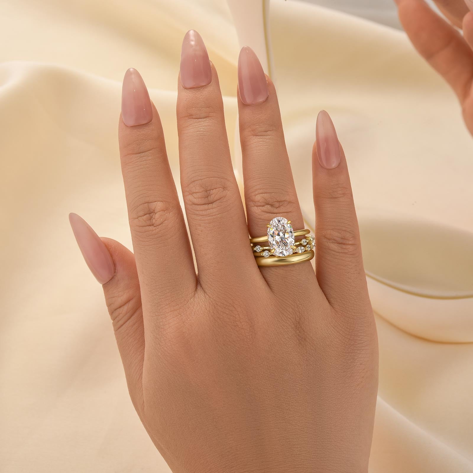 Louily Special 4PC Oval&Round Cut Wedding Ring Set In Sterling Silver