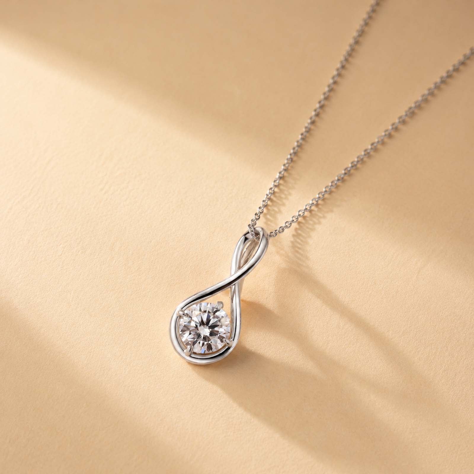 S925 Moissanite 2.0Ct Twist Round Cut Pendant Necklace In Sterling Silver