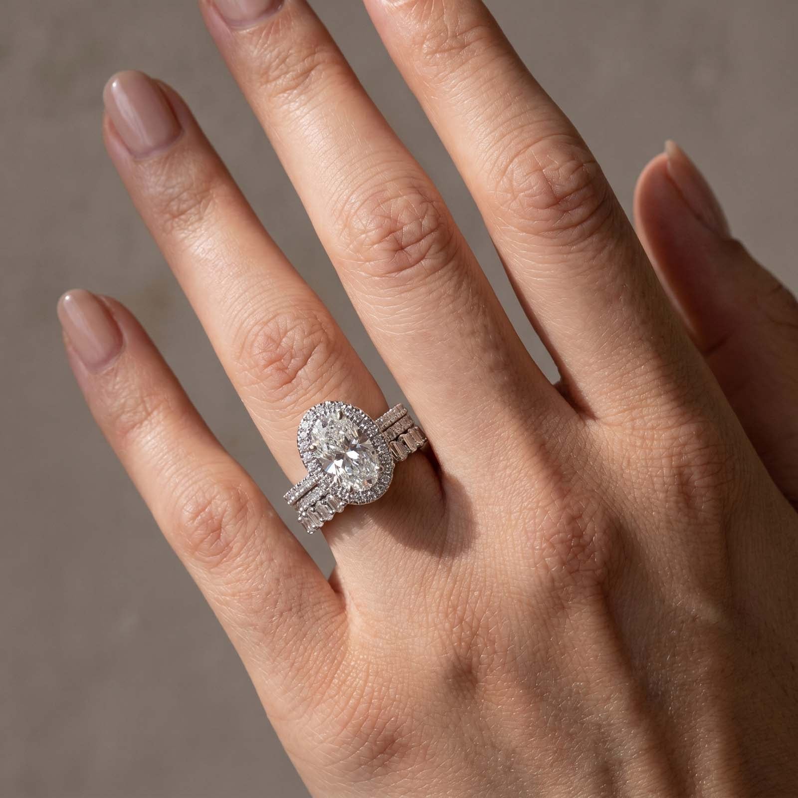 S925 2.5Ct Exclusive Halo Oval Cut 3PC Wedding Set Stackable Rings For Everyday Wear