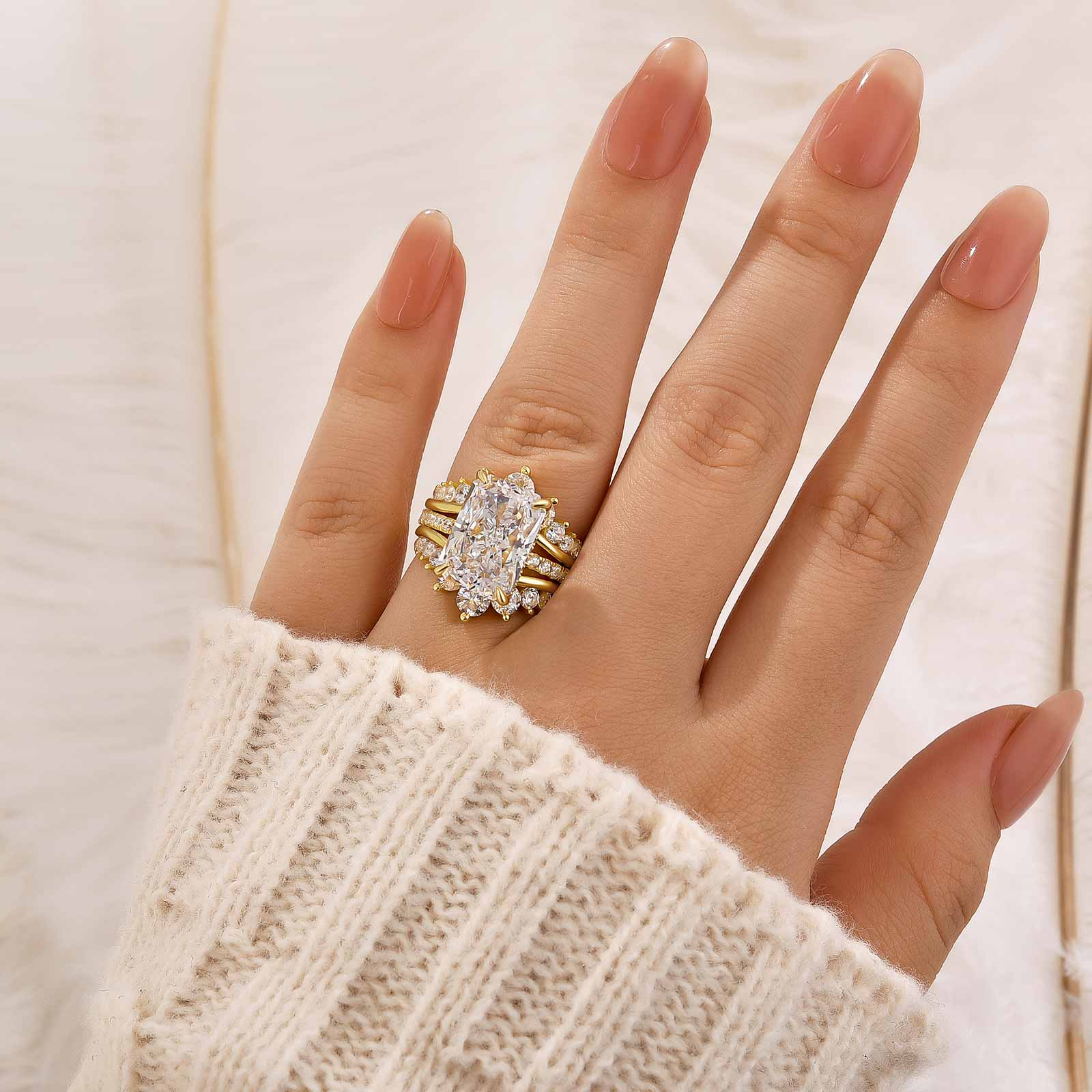 7.0 Carat Radiant Cut Insert Wedding Ring Set With Crown-Shaped Engagement Ring Enhancer