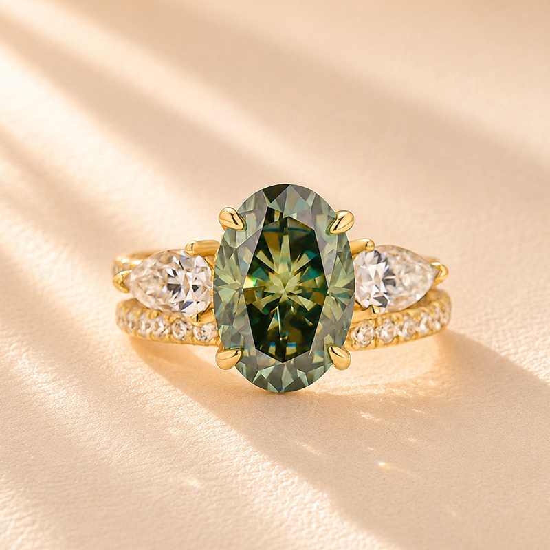 S925 Moissanite 4.0Ct Oval Cut Yellow Gold Green Stone Wedding Ring with Pear Cut Wedding Band