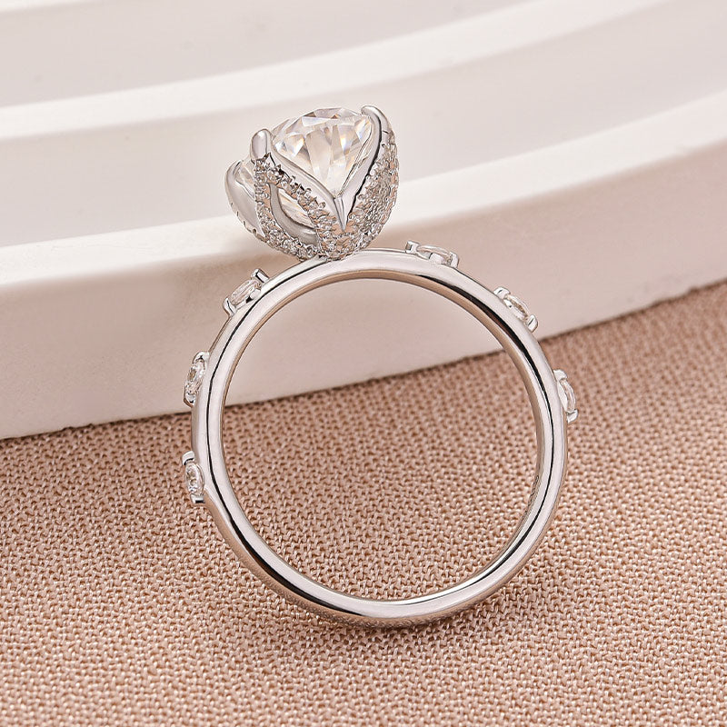 Moissanite 2.5Ct Oval Cut White Gold Engagement Ring