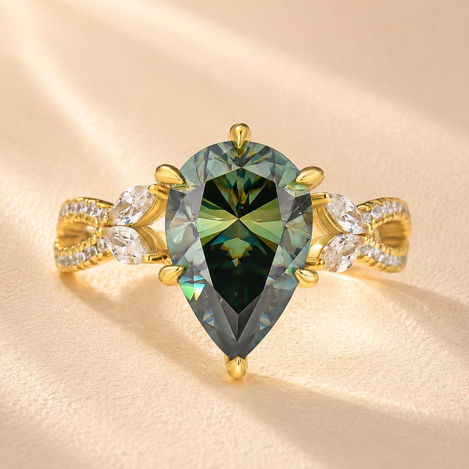 S925 Moissanite 3.5Ct Split Shank Nature-inspired Green Stone Ring For Travel