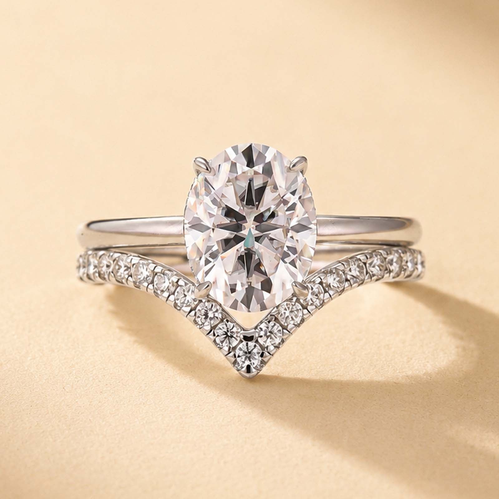 S925 Moissanite 2.0Ct Oval Cut Engagement Ring & 0.5Ct V-Shaped Band Stackable Bridal Rings For Everyday Wear