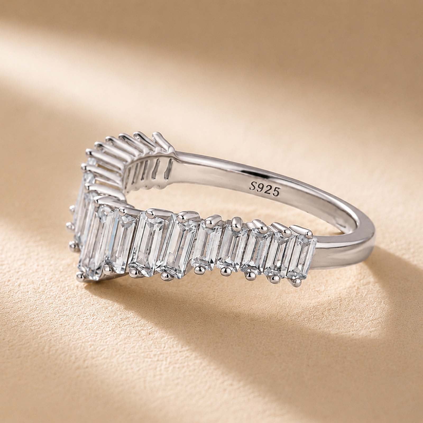 S925 Unique 2.5Ct Emerald & Baguette Cut Statement Wedding Band in Sterling Silver
