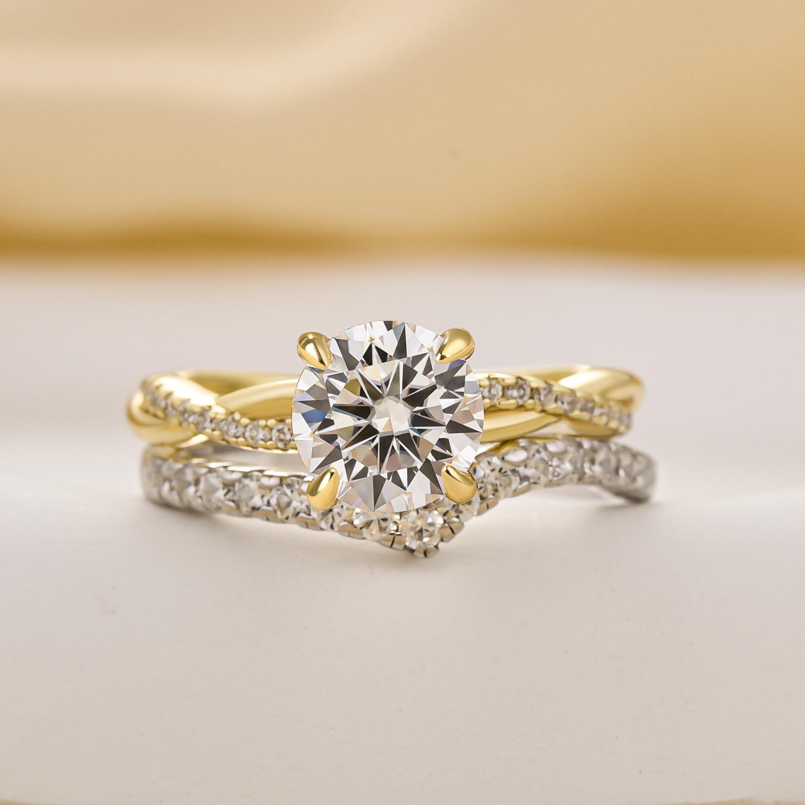 Twist 1.25 Carat Round Cut Wedding Ring Set With Curved Wedding Band