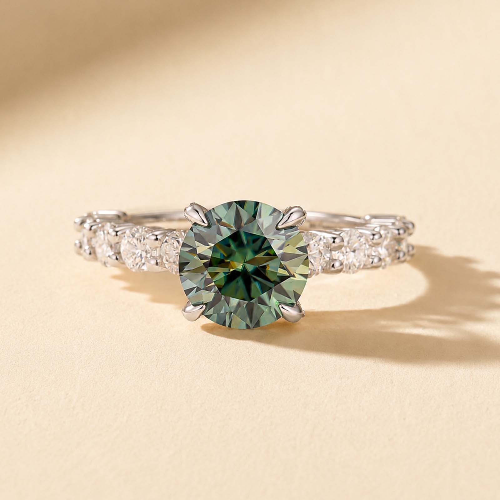 S925 Moissanite 2.0Ct Round Cut Green Stone White Gold Engagement Ring For Everyday Wear