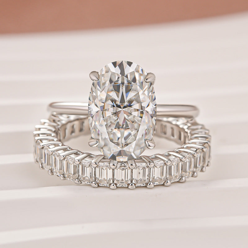 Louily Moissanite 4.0Ct Oval Cut White Gold Wedding Ring with Emerald Cut Wedding Ring