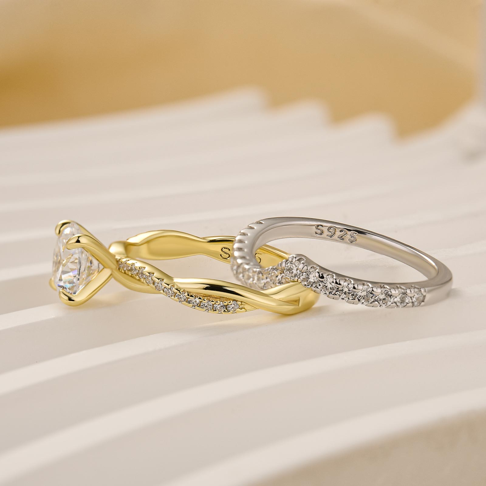 Twist 1.25 Carat Round Cut Wedding Ring Set With Curved Wedding Band