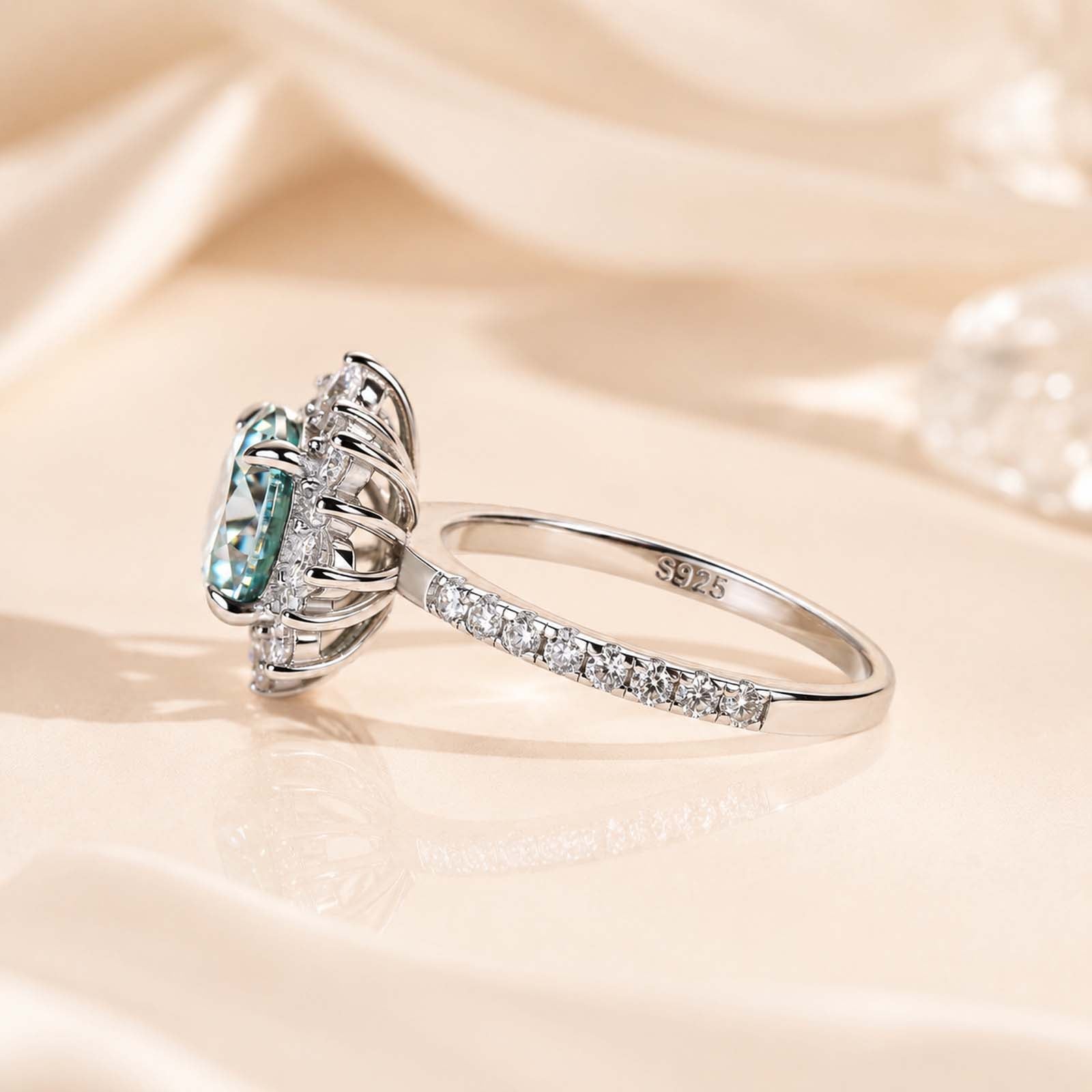 S925 Moissanite 2 Ct Snowflake Design Halo Round Cyan Blue Stone Engagement Ring
