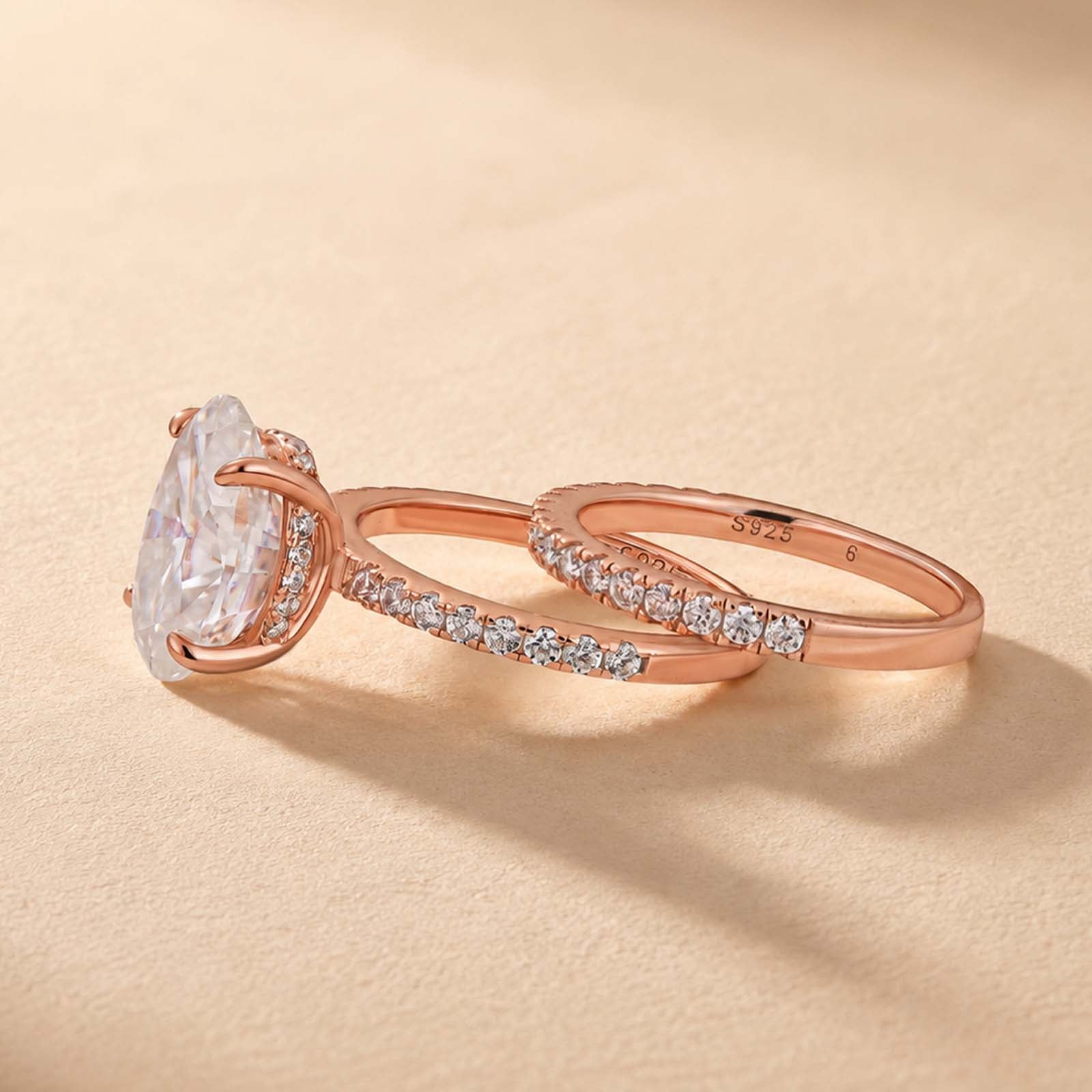 S925 4.0 Carat Oval Cut Wedding Ring Set With Hidden Halo Promise Ring Classic Half Wedding Band