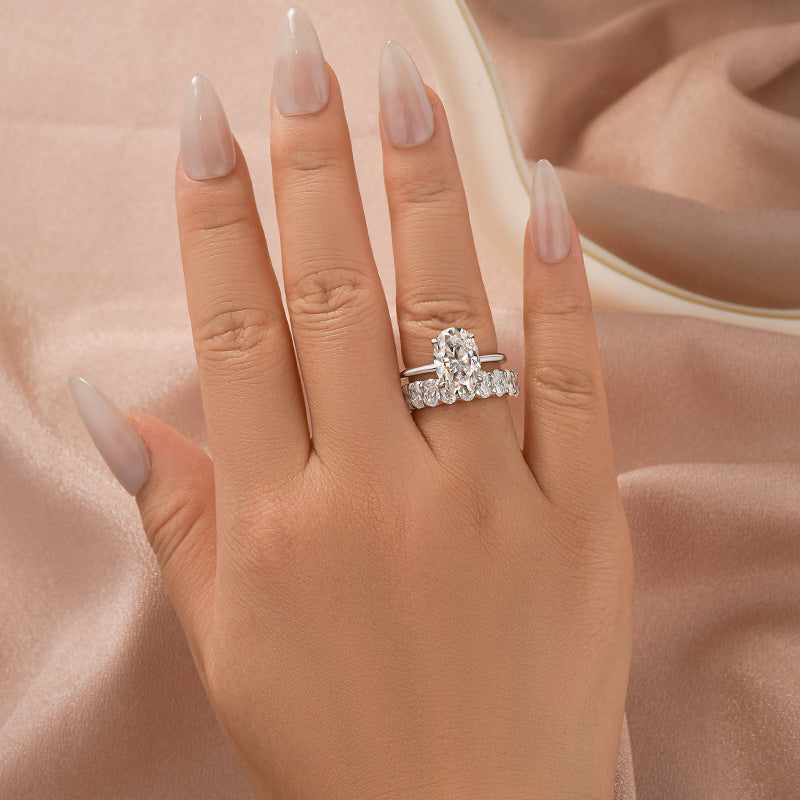 Moissanite 4.0Ct Solitaire Oval Cut Engagement Ring with Half Oval Cut Wedding Band - louilyjewelry