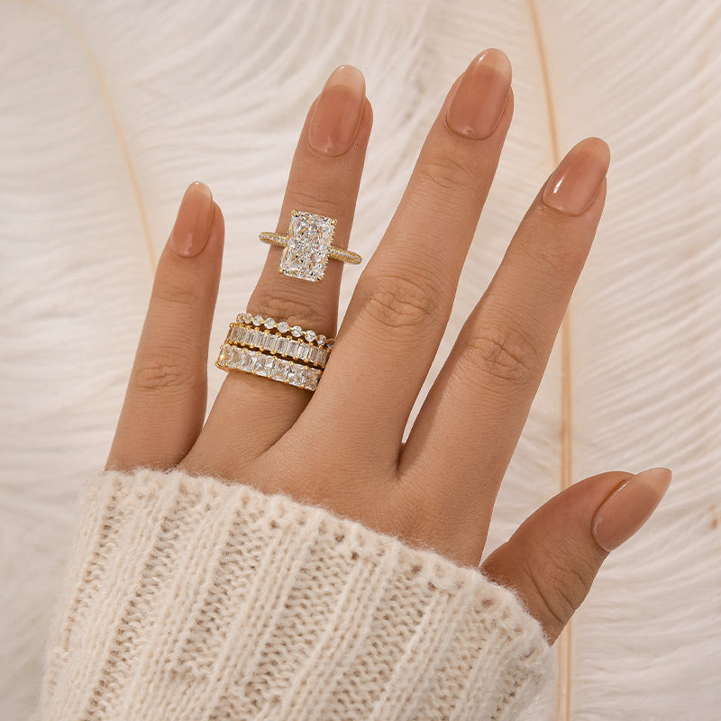 4PC 5.0Ct Radiant Cut Wedding Ring Set With Luxe Wedding Bands