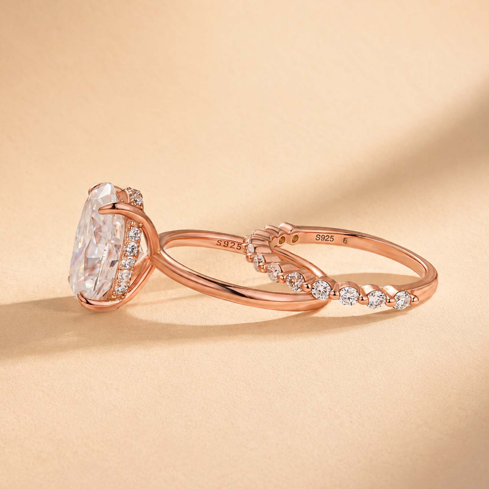 S925 Moissanite 5.5Ct Oval Cut Solitaire Wedding Ring Set With Round Cut Wedding Band