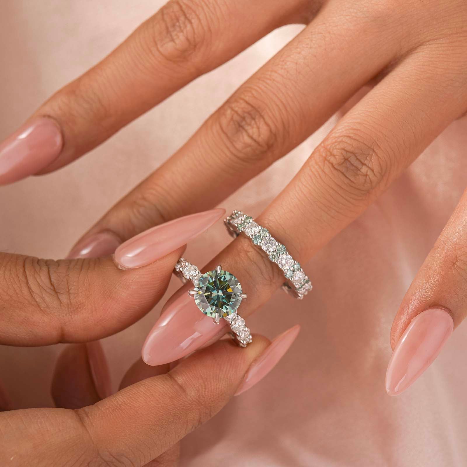 S925 Moissanite 3.0Ct~4.0Ct Round Cut Engagement Ring & 2.5Ct Two-Tone Band Nest Bridal Ring Set