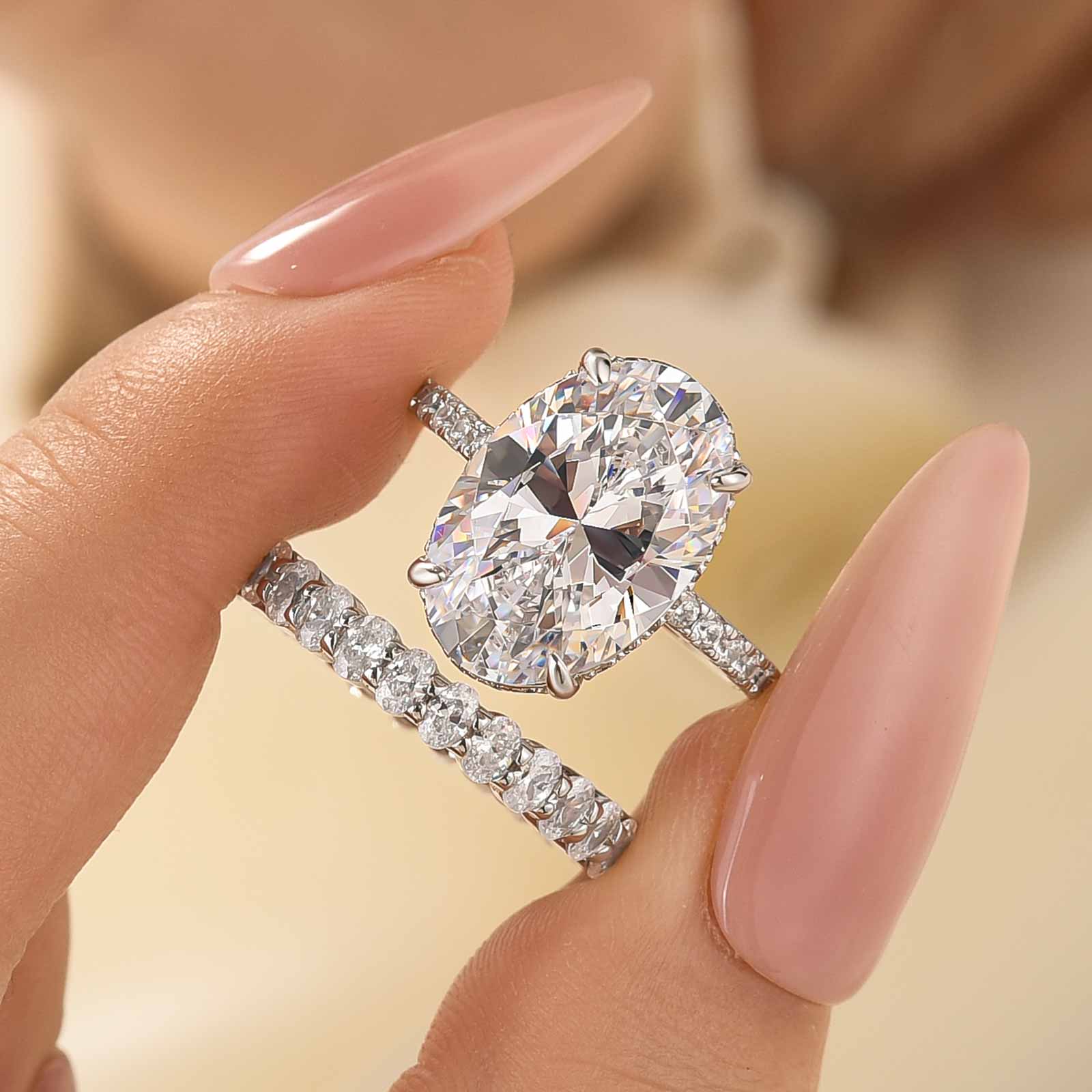 Louily Luxury Oval Cut Simulated Diamond Ring Set