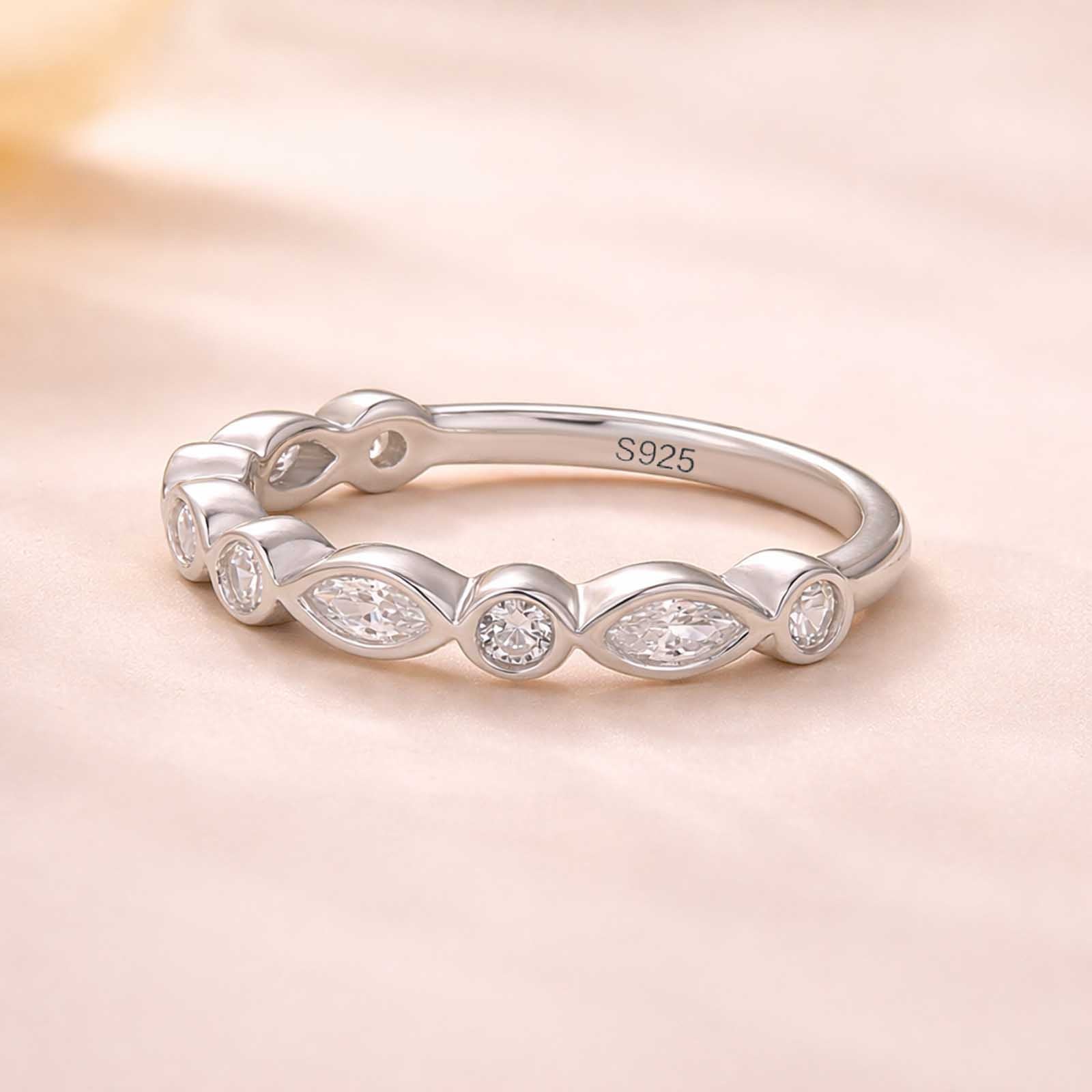 S925 18K White Gold Bezel Marquise Cut & Round Cut Wedding Band For Women Gifts