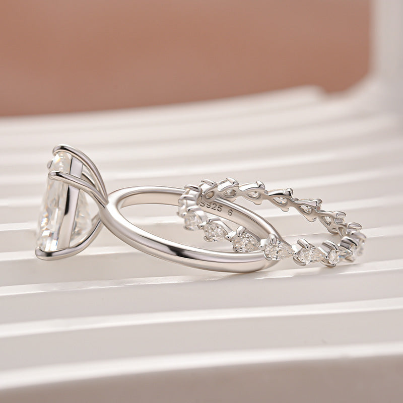 2PC Moissanite 2.5Ct Pear Cut Engagement Ring With Pear Cut Wedding Band Wedding Ring Set