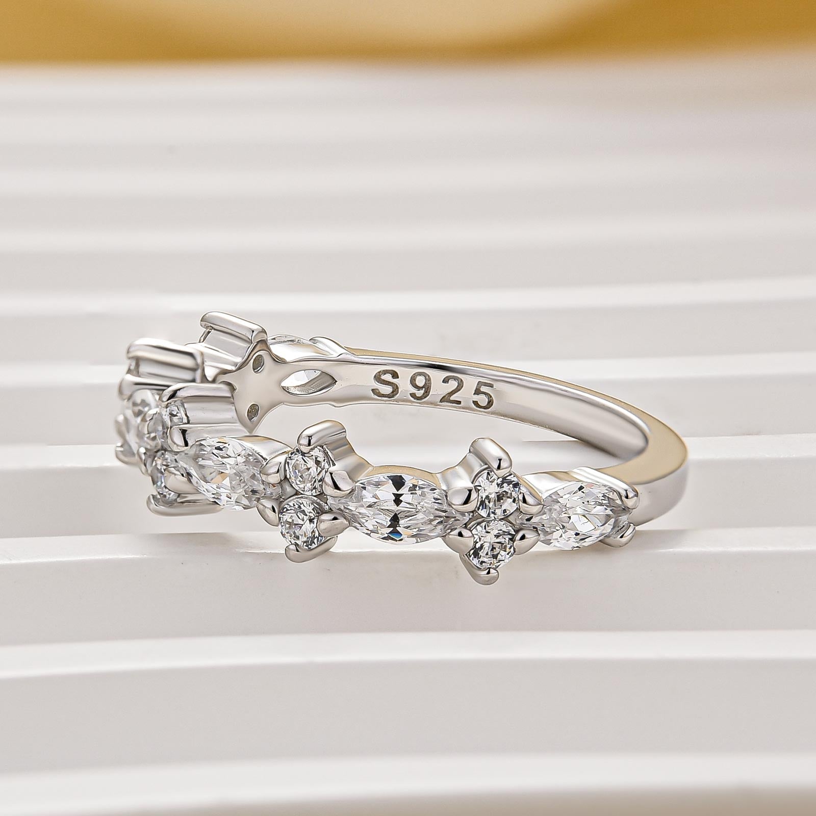 S925 Round Cut & Marquise Cut White Gold Wedding Band For Woman - louilyjewelry