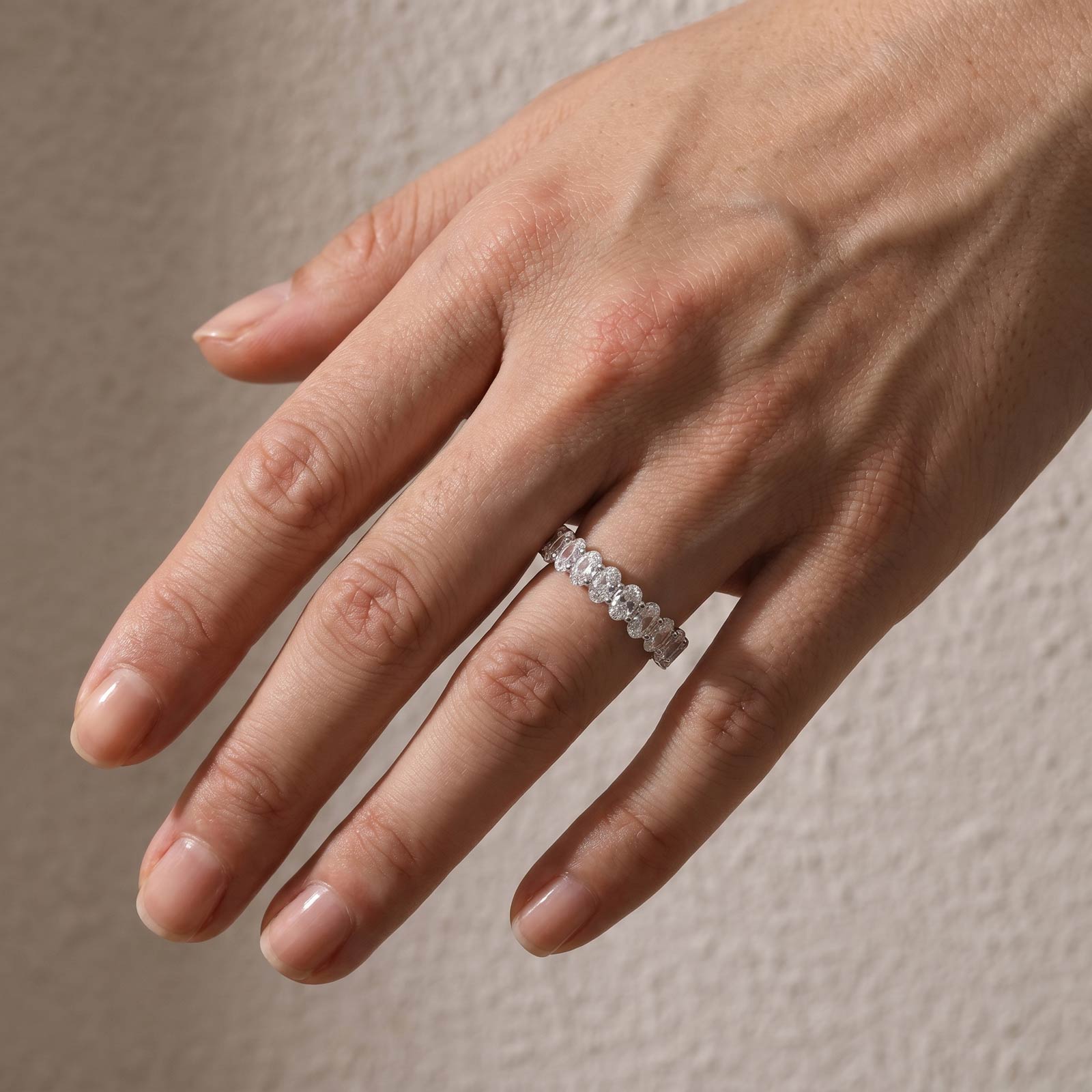 S925 5.0Ct Full Oval Cut Simulated Diamond Wedding Band For Everyday Wear