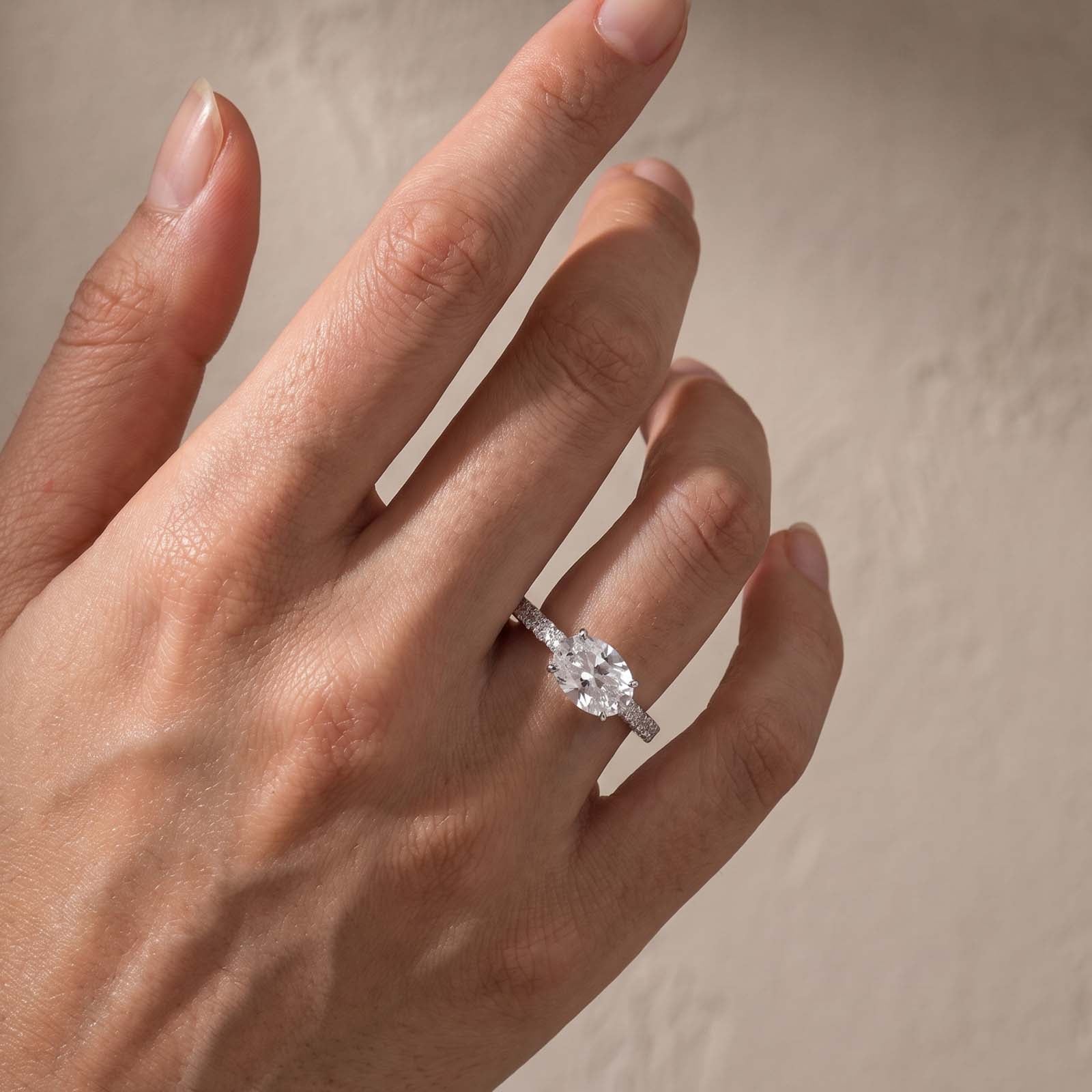 S925 2.5Ct Oval Cut Hidden Halo Engagement Ring 18K White Gold Travel Ring