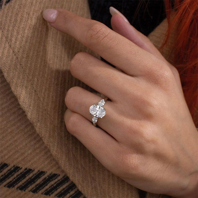 Louily Outstanding Oval Cut Three Stone Engagement Ring - louilyjewelry
