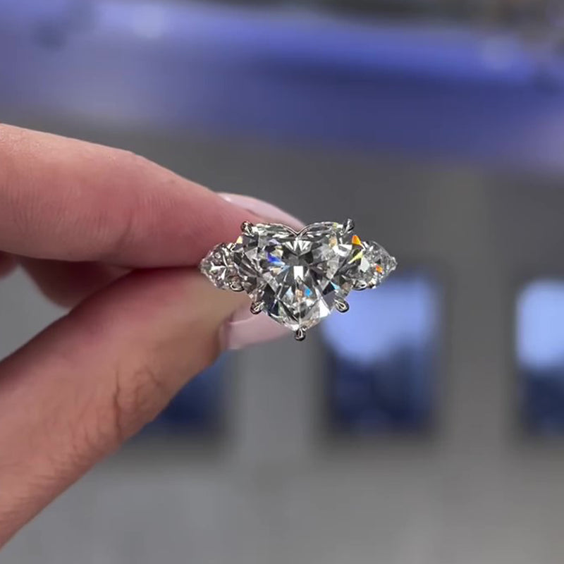 Louily Royal Romantic White Stone Heart Cut Engagement Ring - louilyjewelry