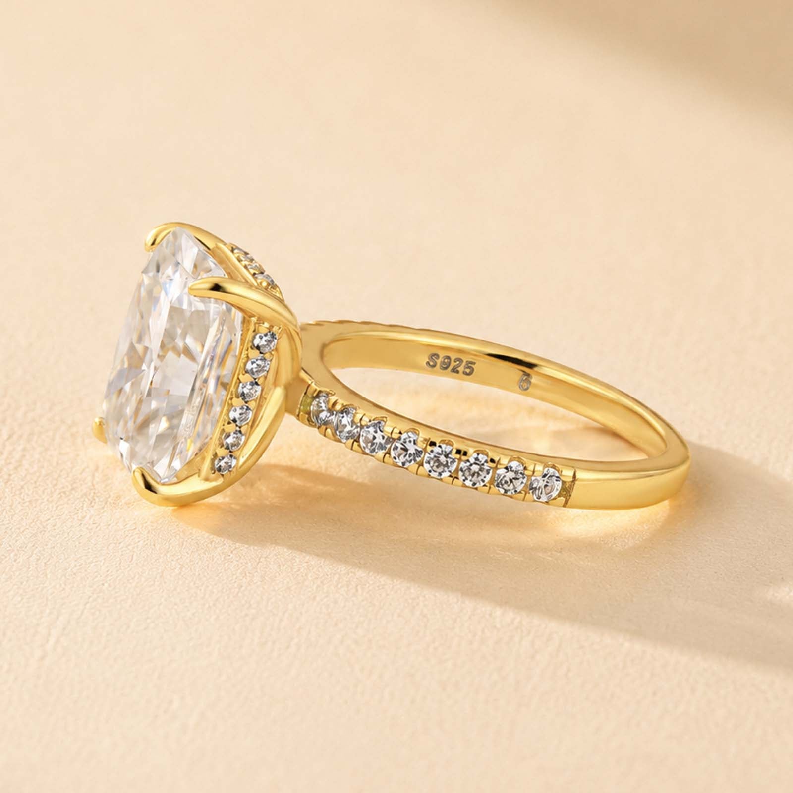 S925 Moissanite 4.0Ct Radiant Cut Concealed Halo Engagement Ring In Sterling Silver Travel Ring
