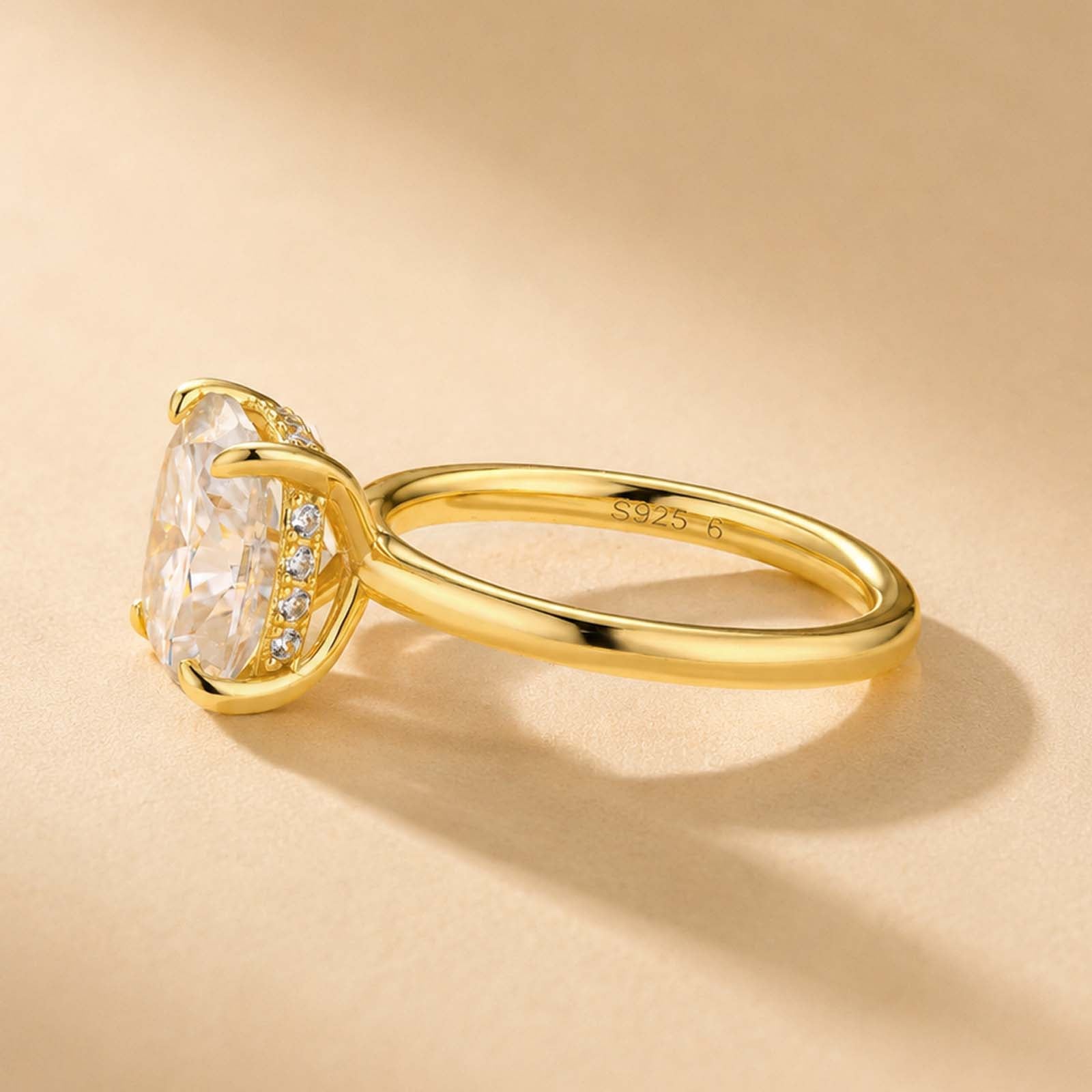S925 Moissanite 2.5~4.0 Carat Cushion Cut Engagement Ring Solitaire Promise Ring For Everyday Wear