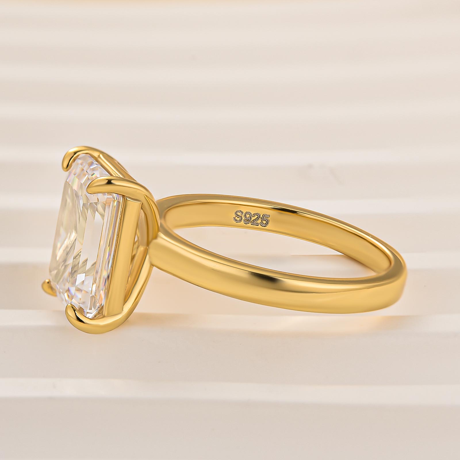 Louily 4.5Ct Emerald Cut Solitaire Engagement Ring For Women In Sterling Silver - louilyjewelry