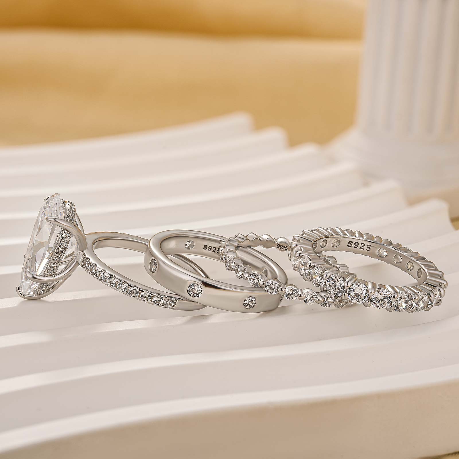 4PC 4.5Ct Pear Cut Wedding Ring Set With Three Classic Wedding Bands