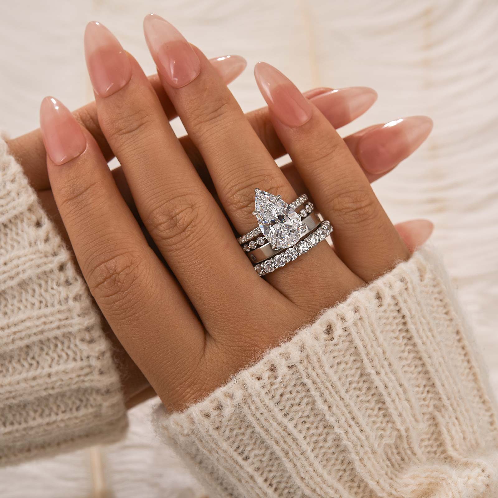 4PC 4.5Ct Pear Cut Wedding Ring Set With Three Classic Wedding Bands