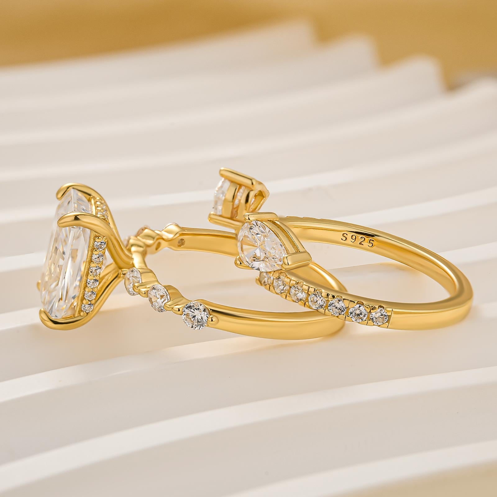 Unique 3.5Ct Radiant Cut Insert Wedding Ring Set For Women In Sterling Silver