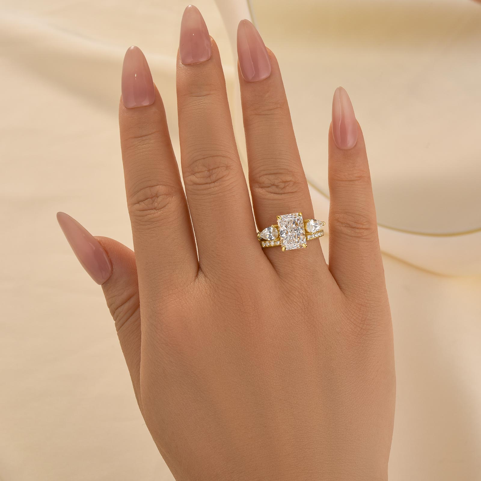 Unique 3.5Ct Radiant Cut Insert Wedding Ring Set For Women In Sterling Silver