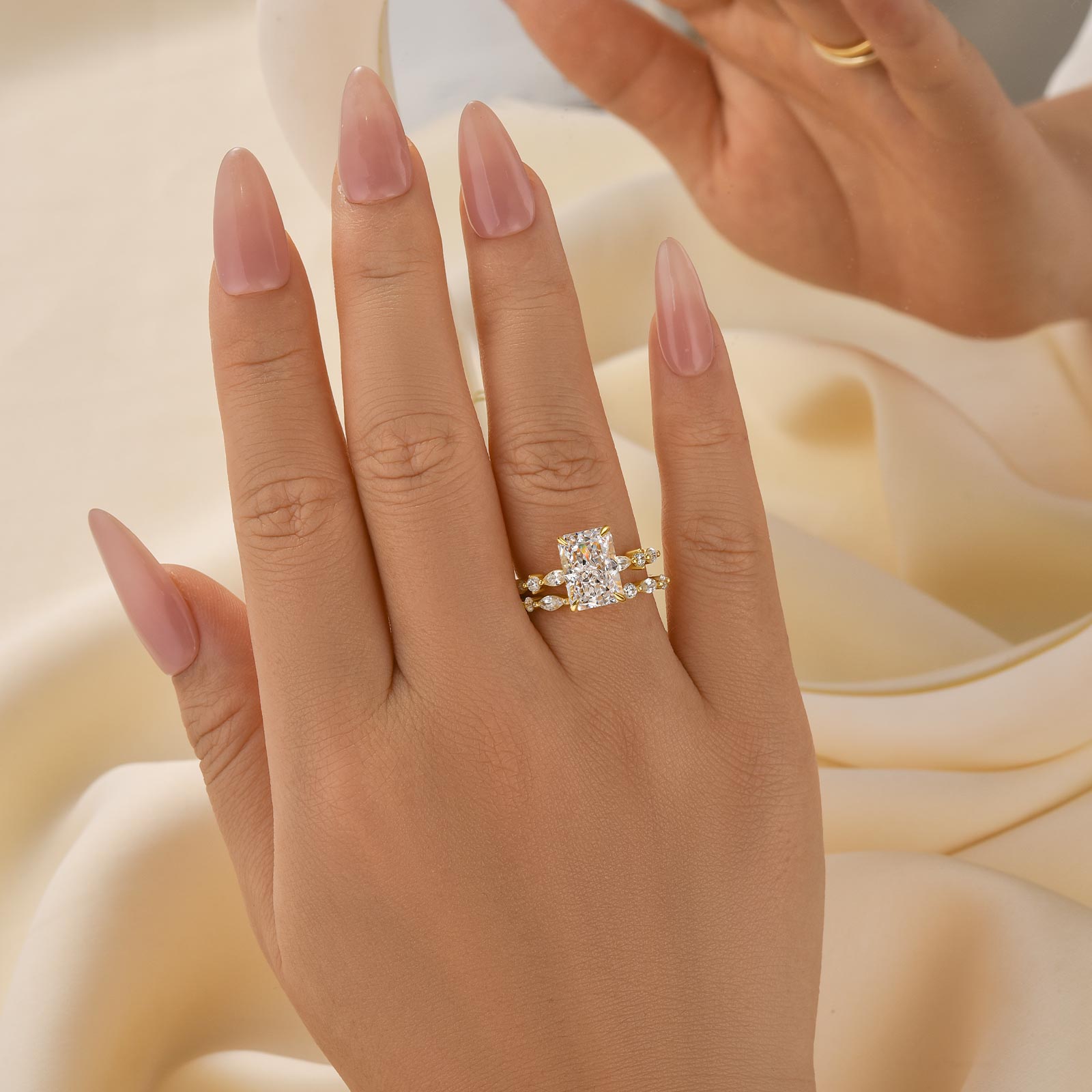 Louily Unique 2PC 3.5Ct Radiant Cut Wedding Ring Set Engagement Ring In Sterling Silver