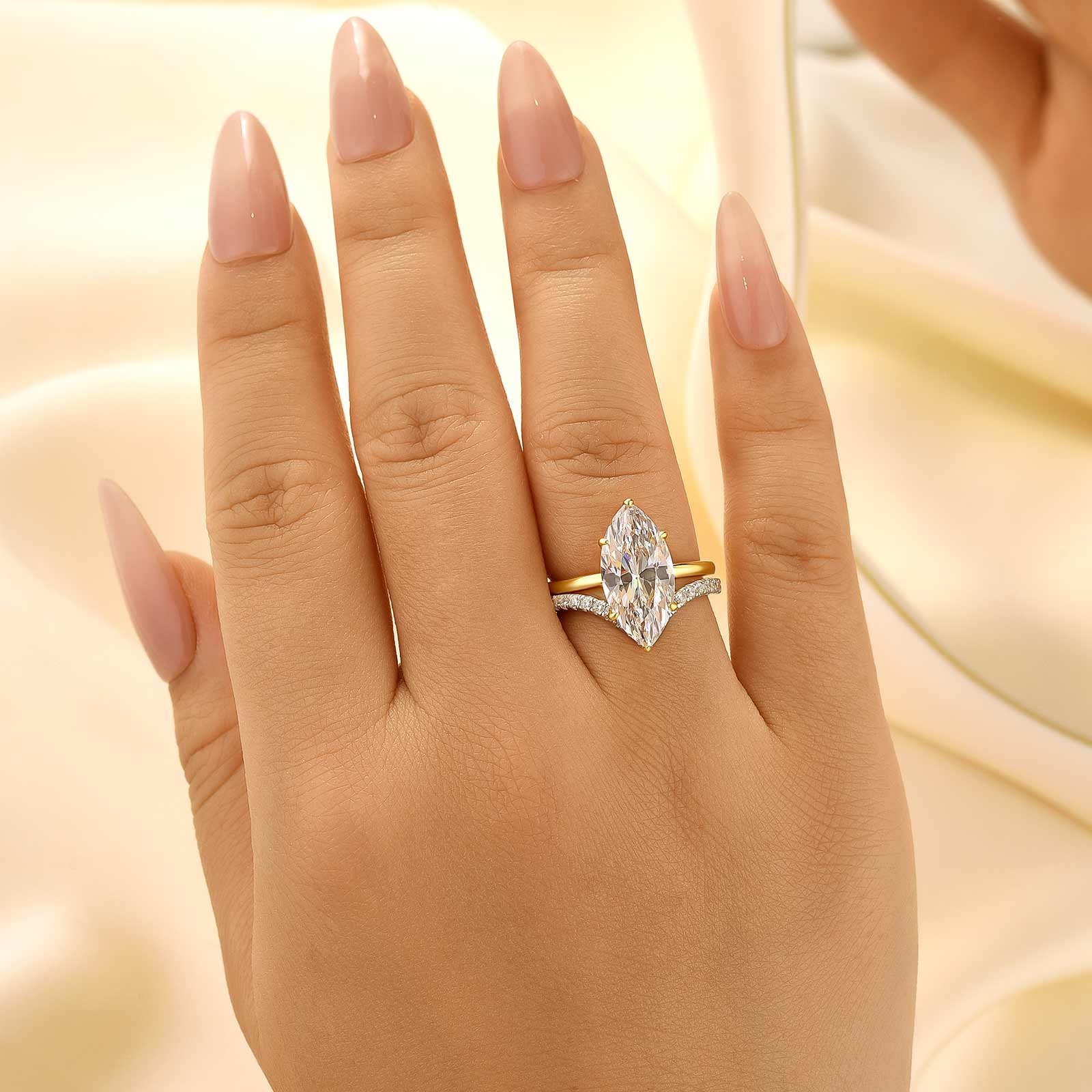 Louily 2PC 4.0Ct Marquise Cut Hidden Halo Wedding Ring Set with V-shaped Wedding Band - louilyjewelry