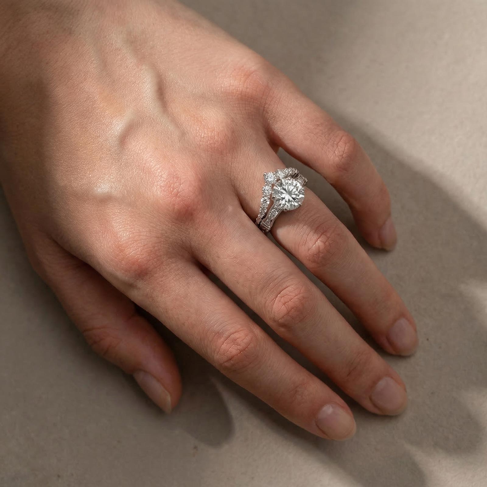Moissanite 2.0Ct Round Cut Engagement Ring with 0.5Ct Round Wedding Band - louilyjewelry