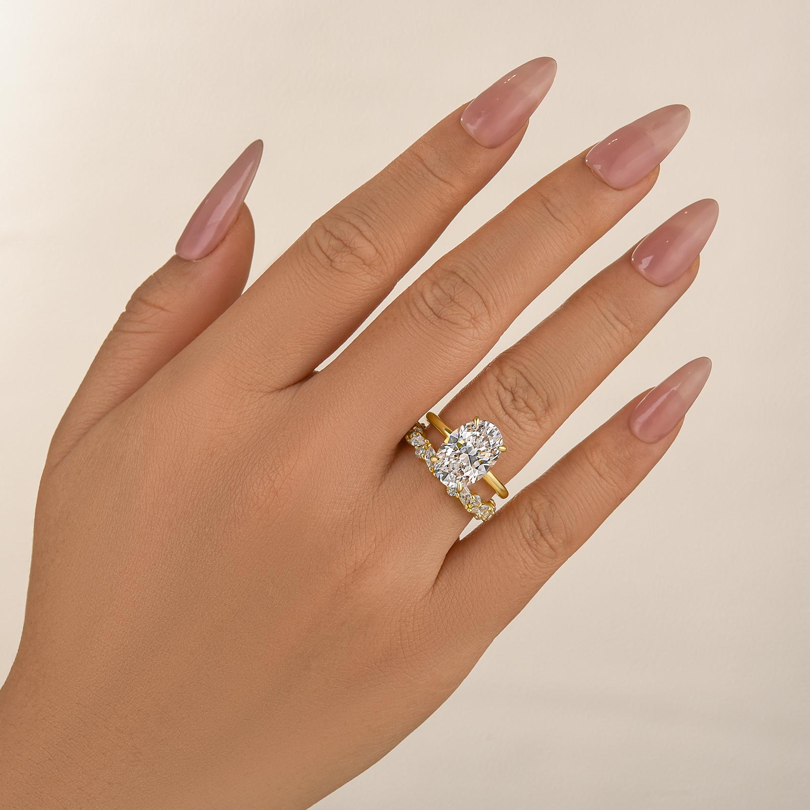 2PC Wedding Ring Set Exclusive Oval Cut Engagement Ring With Fashion Design Wedding Band