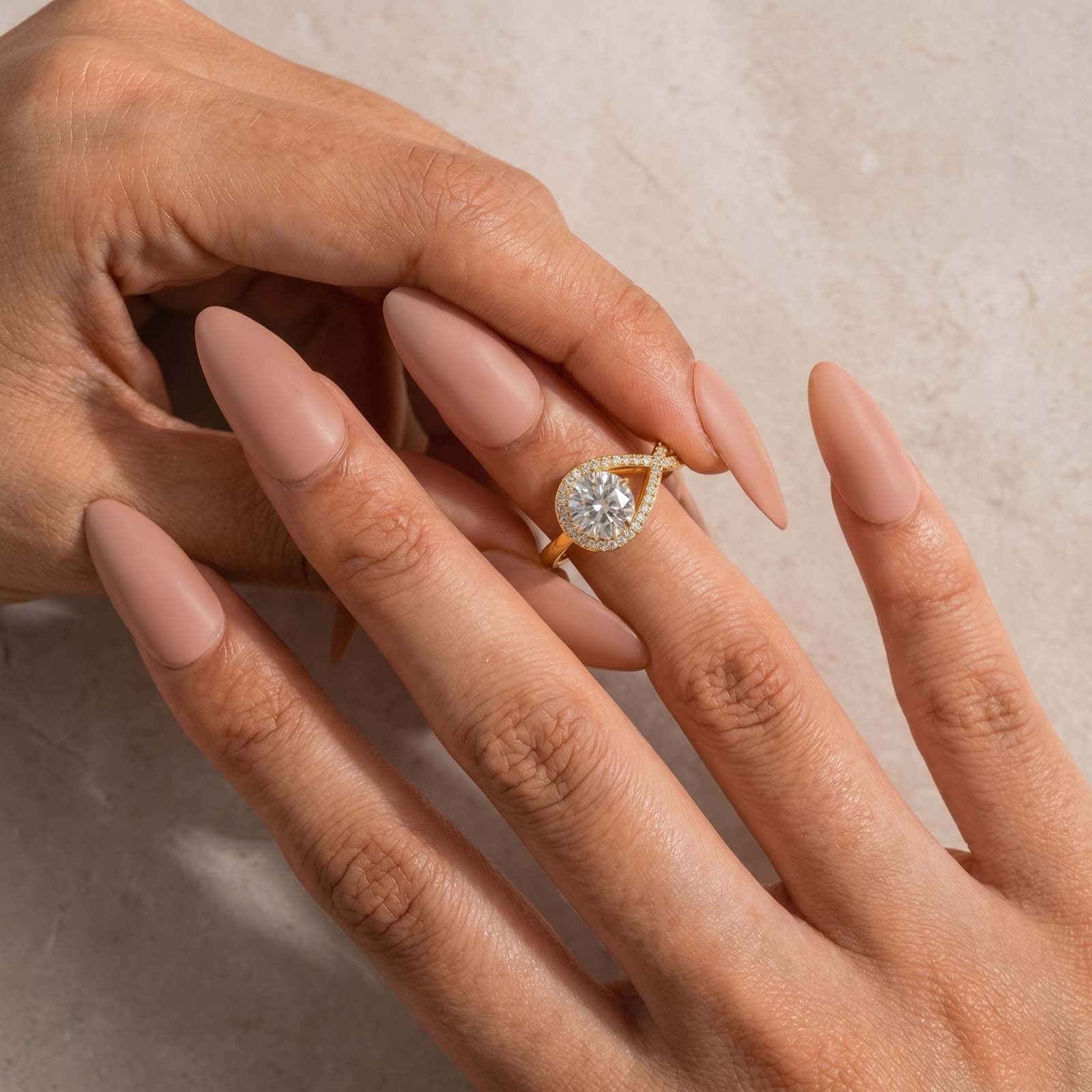 S925 Moissanite Halo 1.2Ct Round Cut Yellow Gold Engagement Ring