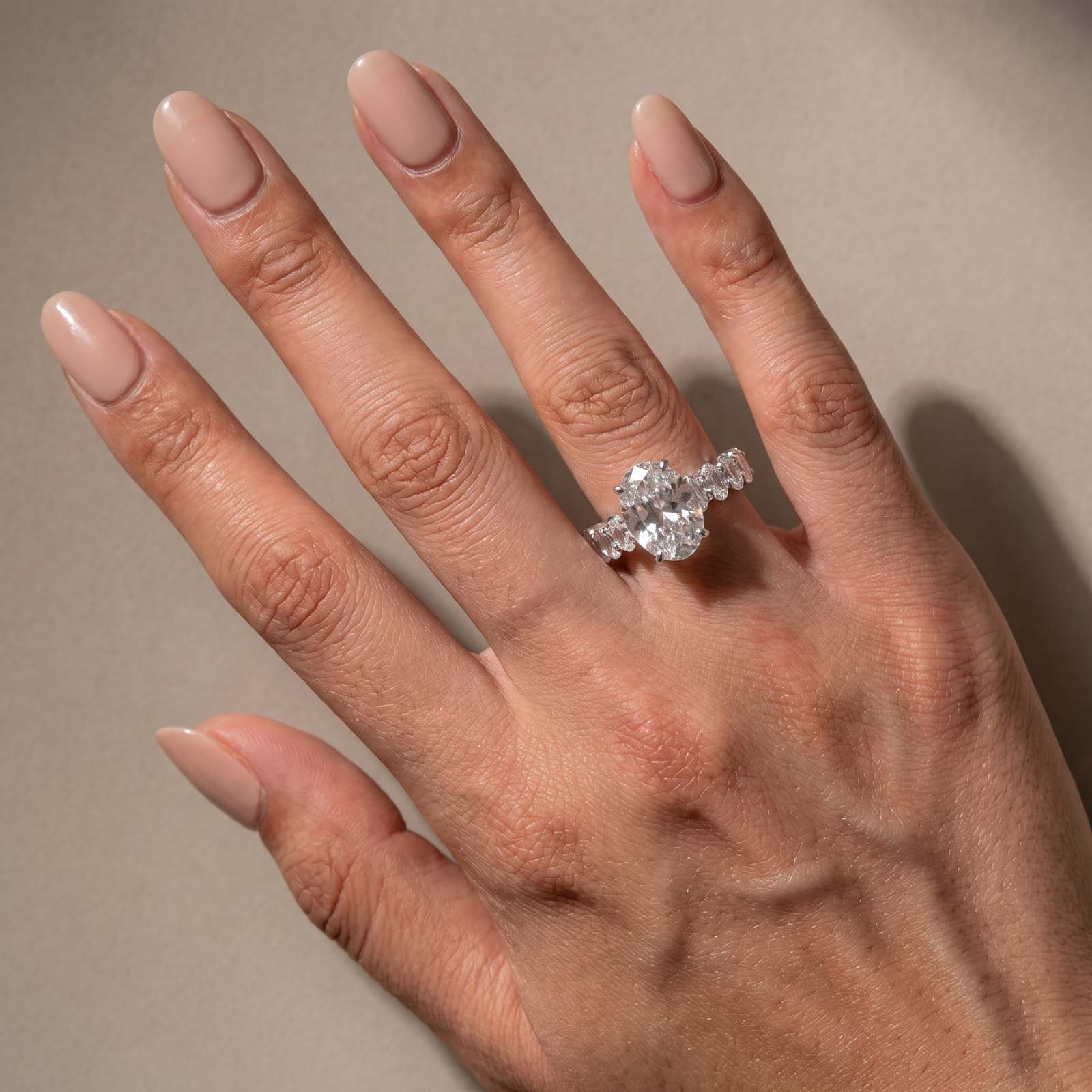 S925 Luxurious 4.5Ct Oval Cut Engagement Ring In Sterling Silver For Daily Wear