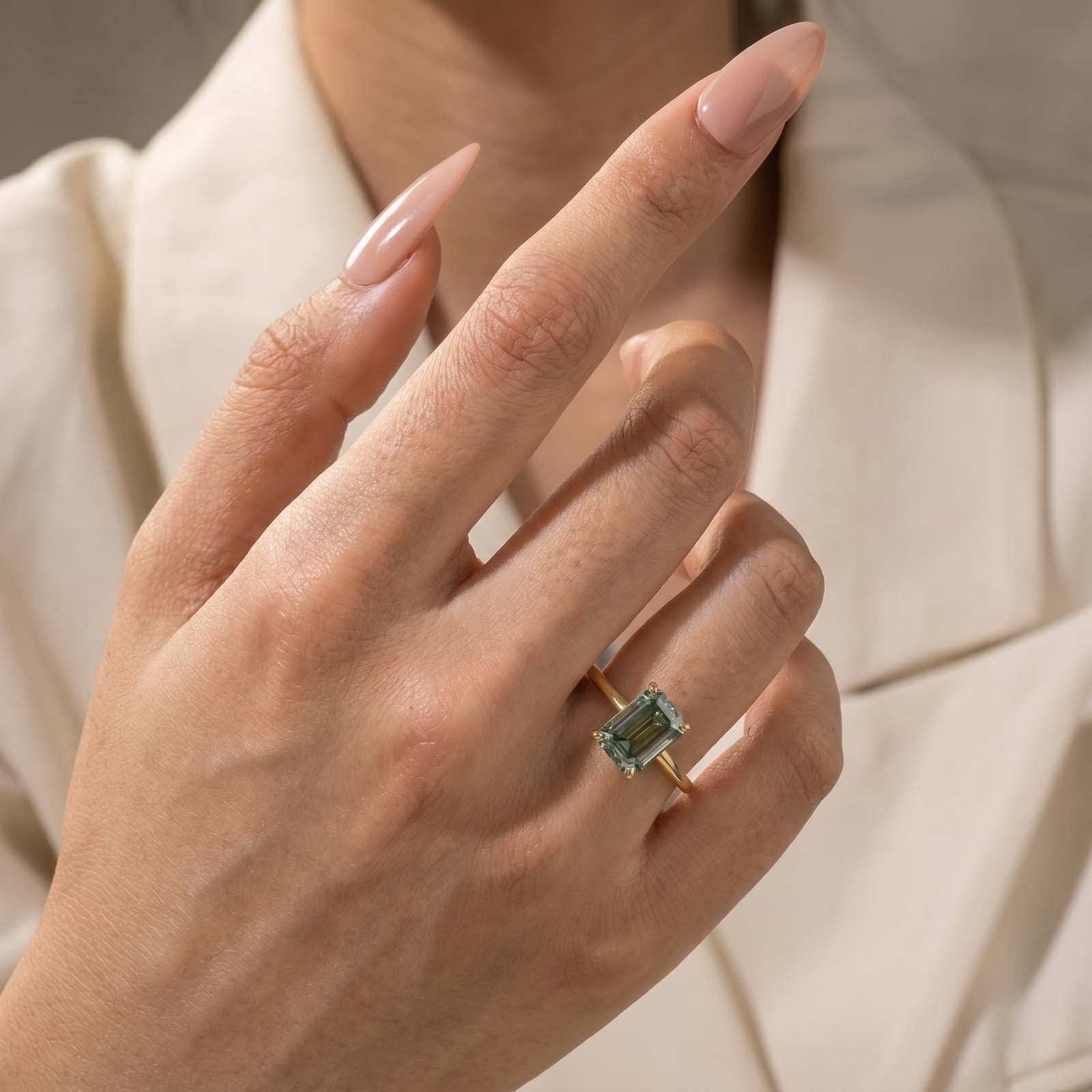 S925 Moissanite 3.5 Carat Emerald Cut Solitaire Travel Ring Engagement Ring For Everyday Wear