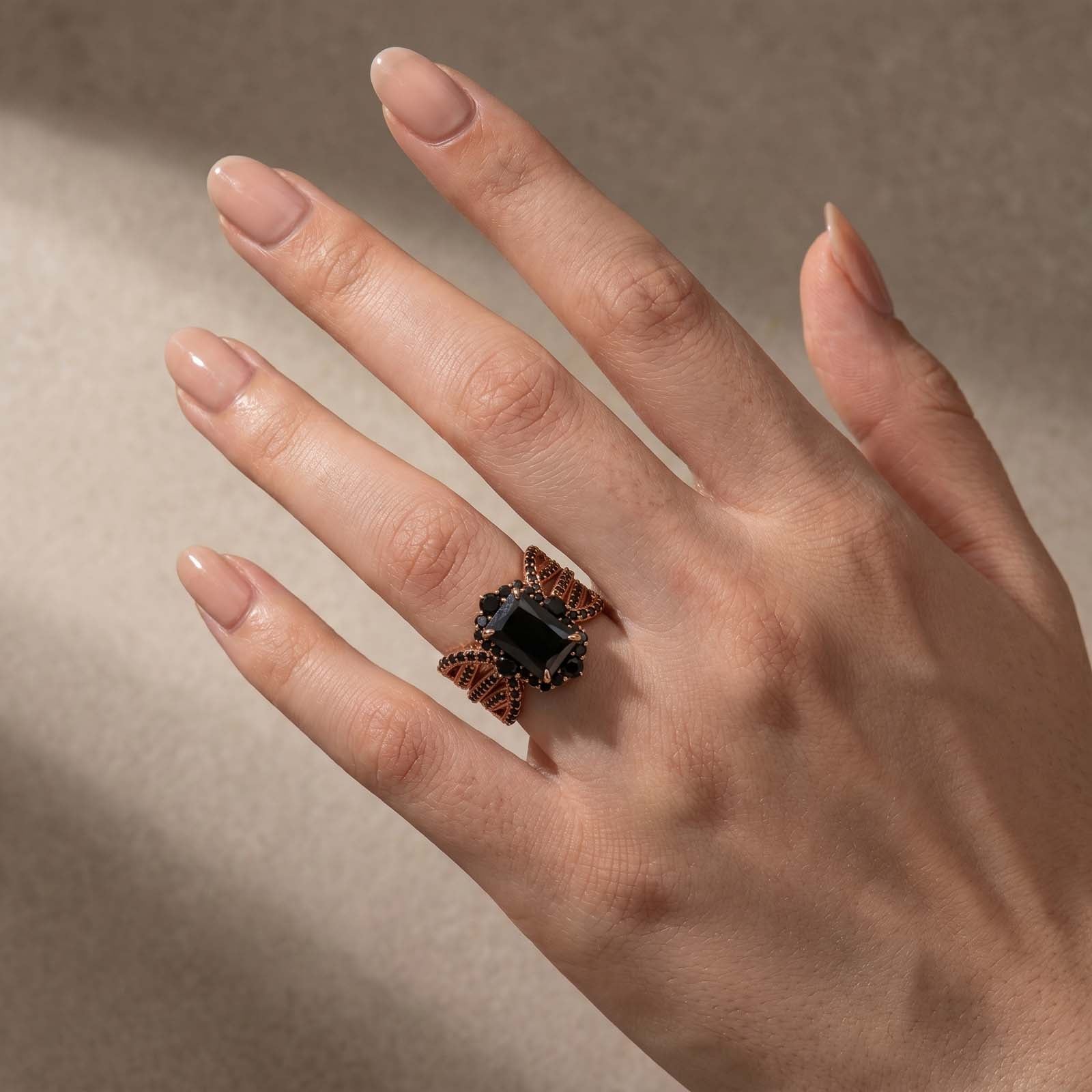 S925 3.0Ct Radiant Cut Black Stone/White Stone Halo Insert Wedding Ring Set For Women In Sterling Silver